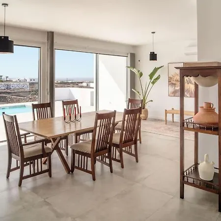 Casa Lero